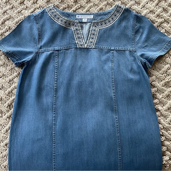 Southern Tide Dresses & Skirts - Southern Tide 100% Tencel Holly Embroidered Chambray Light Indigo Dress Size XS